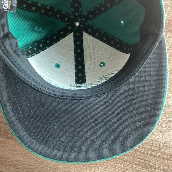 OFFICIAL GUINNESS BEER FITTED BASEBALL CAP HAT SMALL GREEN & WHITE SCRIPT STOUT - Picture 7 of 11